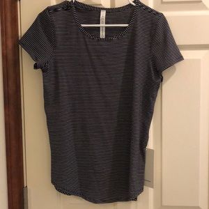 Lululemon love tee striped size 6 NWT